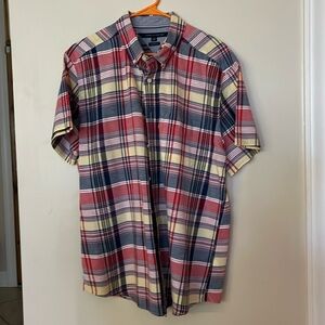 Tommy Hilfiger XL short sleeve shirt in excellent condition.
